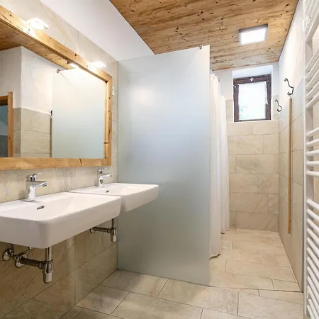 Alpin Hideaway Xl Holiday home Worgl
