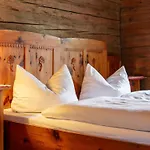 Dom wakacyjny Alpin Hideaway Xl *